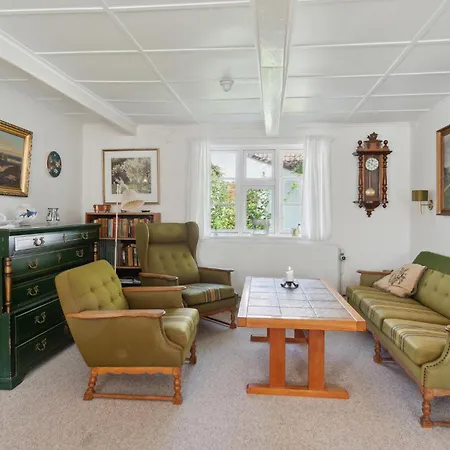 Awesome In Samso With Kitchen 別荘